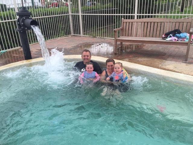 14800992_10155352871576808_1994032005_n